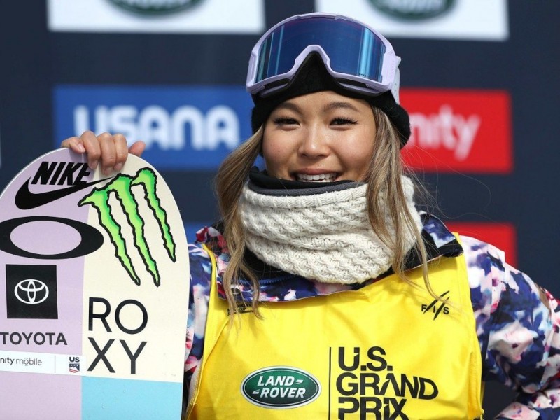 Chloe Kim Snowboardin