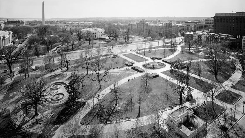 LafayetteSquare feature LibraryofCongress.jpg bw aerial